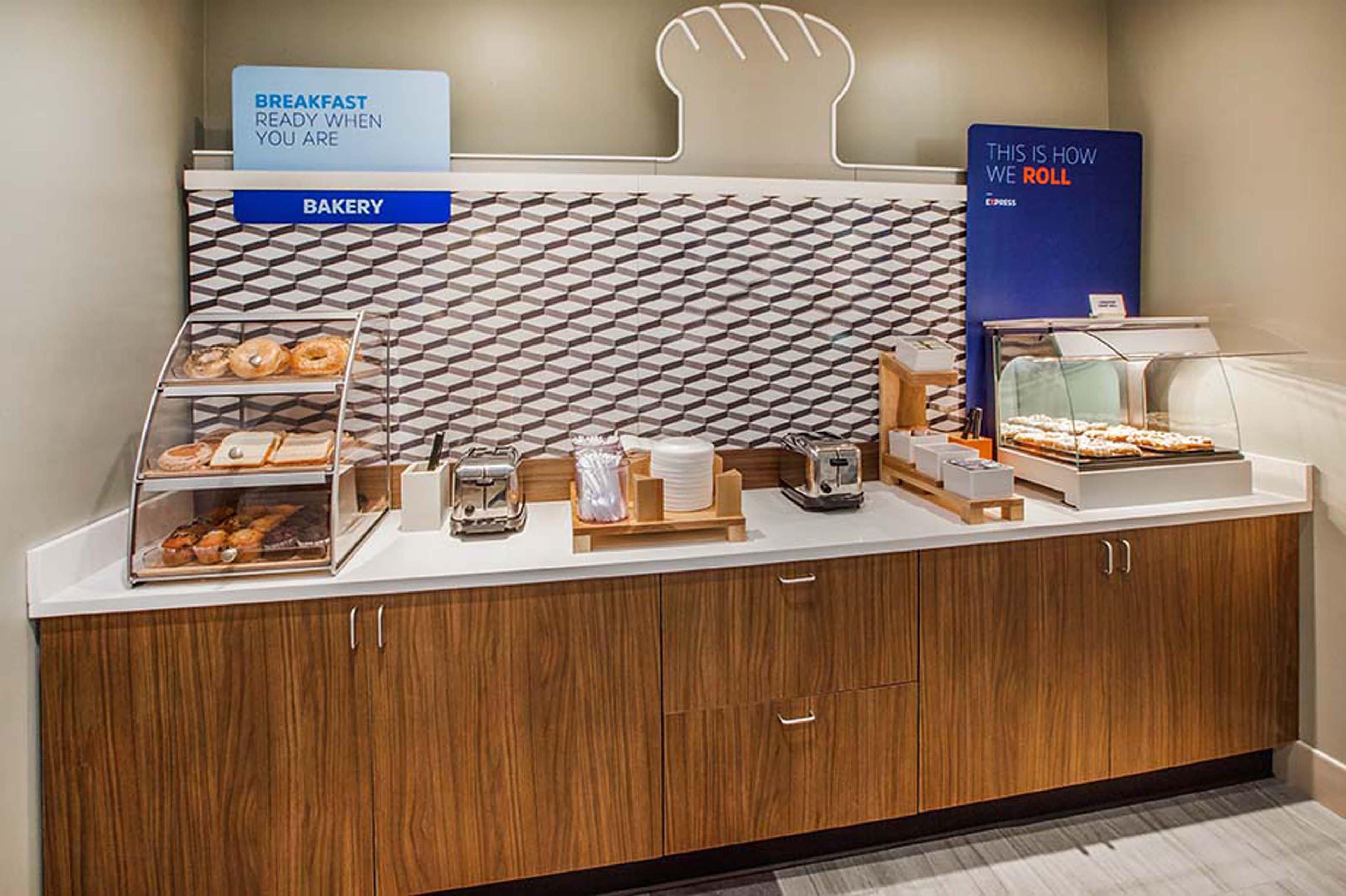 Holiday Inn Express Hotel & Suites Dover By Ihg Εξωτερικό φωτογραφία