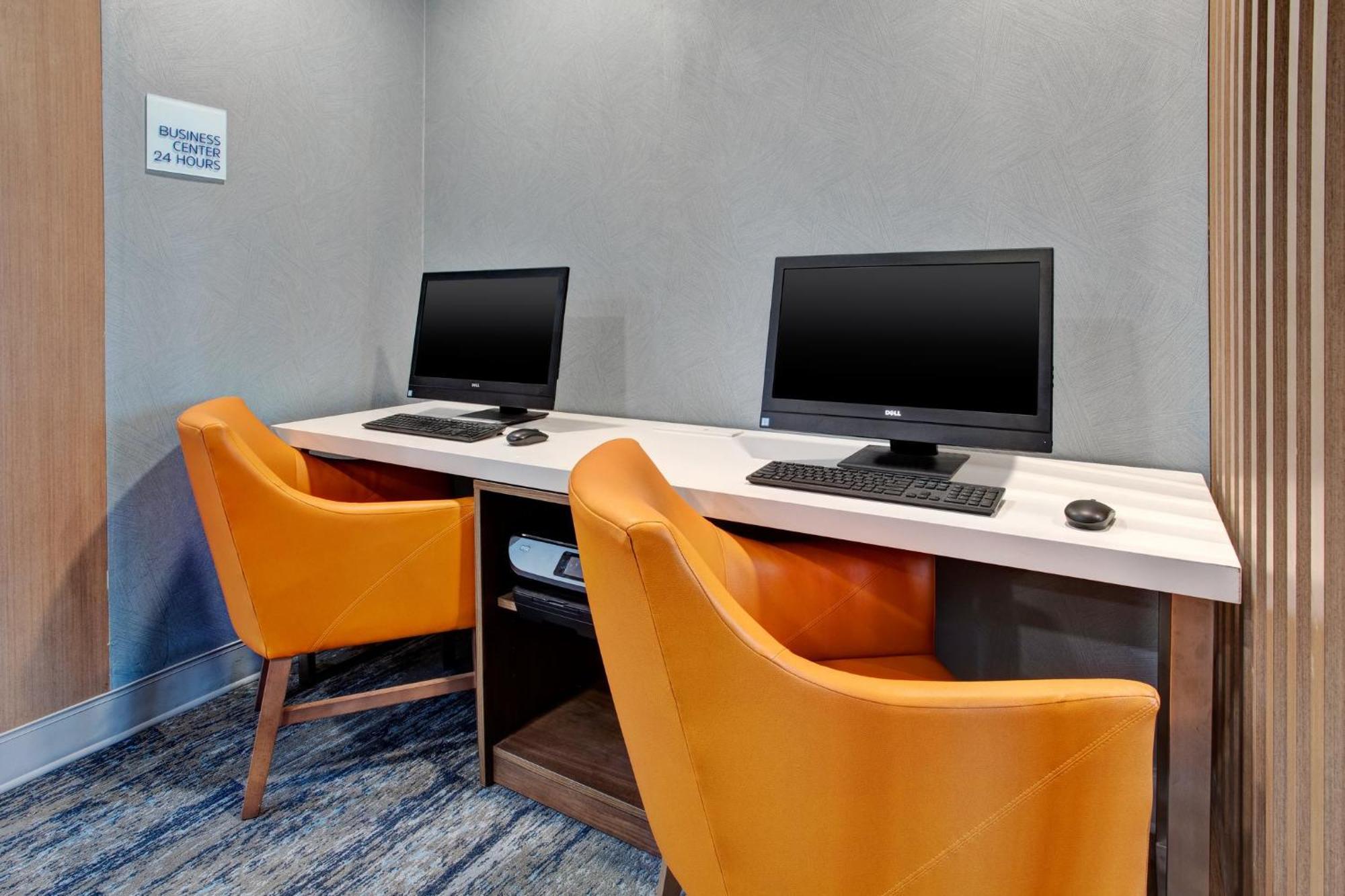 Holiday Inn Express Hotel & Suites Dover By Ihg Εξωτερικό φωτογραφία